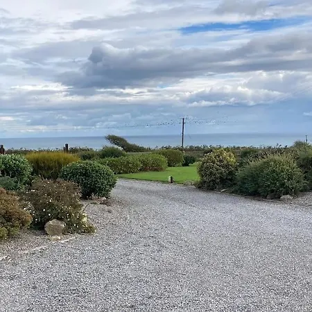 Beautiful One Bed With Stunning Sea View Apartman