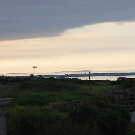 Beautiful One Bed With Stunning Sea View Apartman