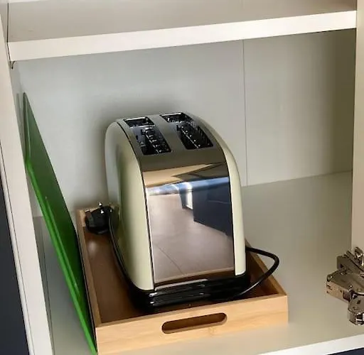 Beautiful One Bed With Stunning Sea View * Вотафорд