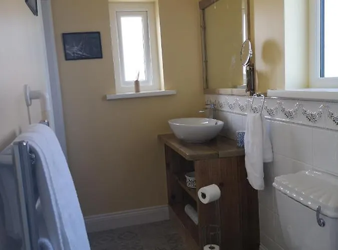 Beautiful One Bed With Stunning Sea View Апартаменты Вотафорд